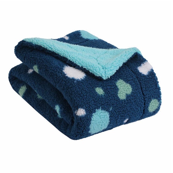 NWT Plush Throw Blanket - Picture 3 of 4